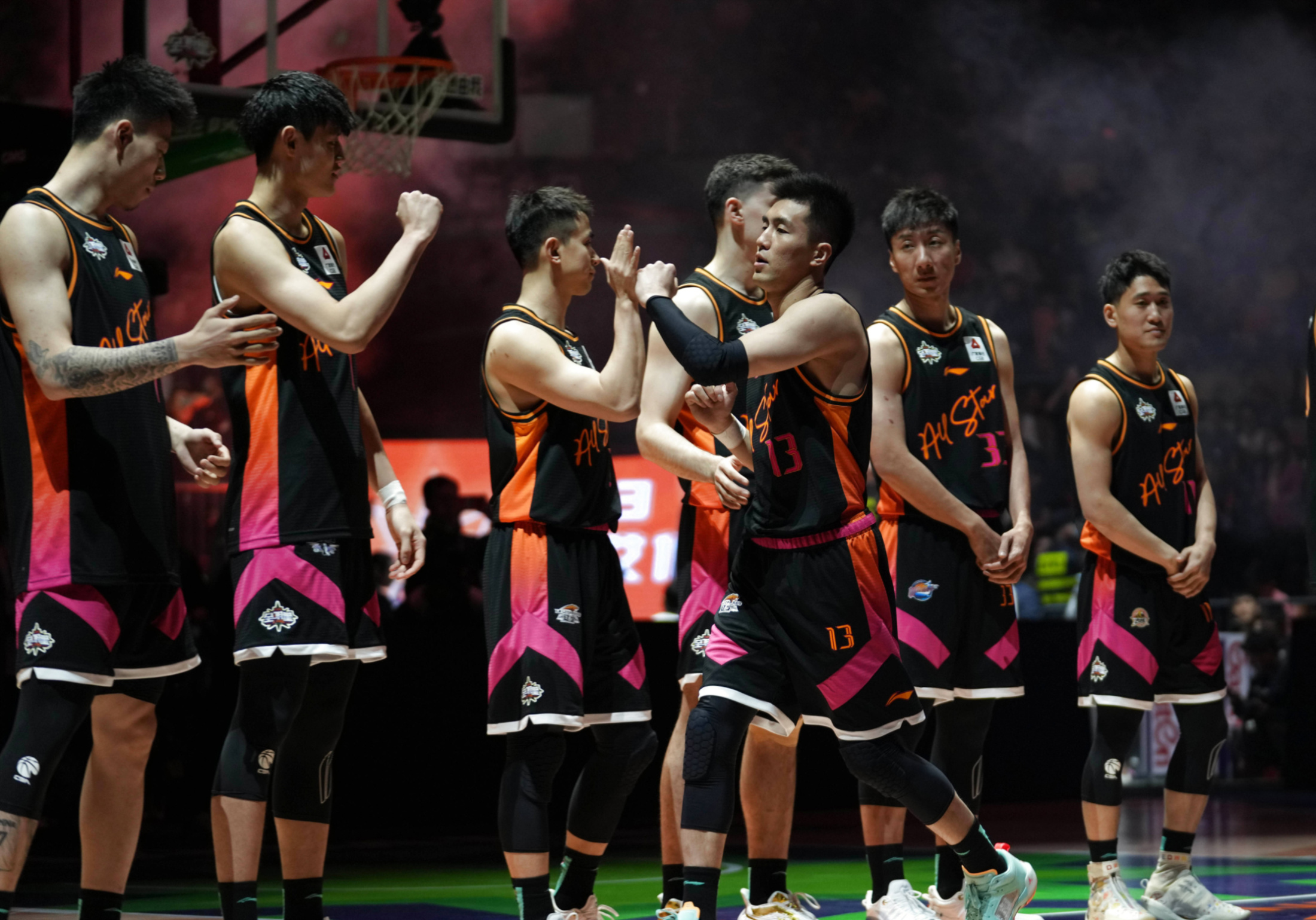  CBA季后赛窗口期走向成谜；葡萄牙体育造点机会；压力陡增；资深球员宣示担当