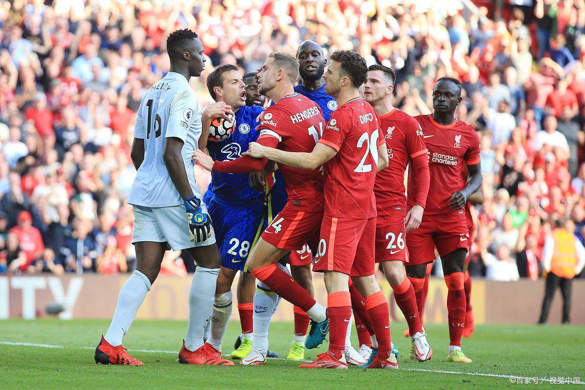 法甲赛程吃紧，法兰克福今晨回应争议，管理层满意，赛程密集仍需轮换的简单介绍