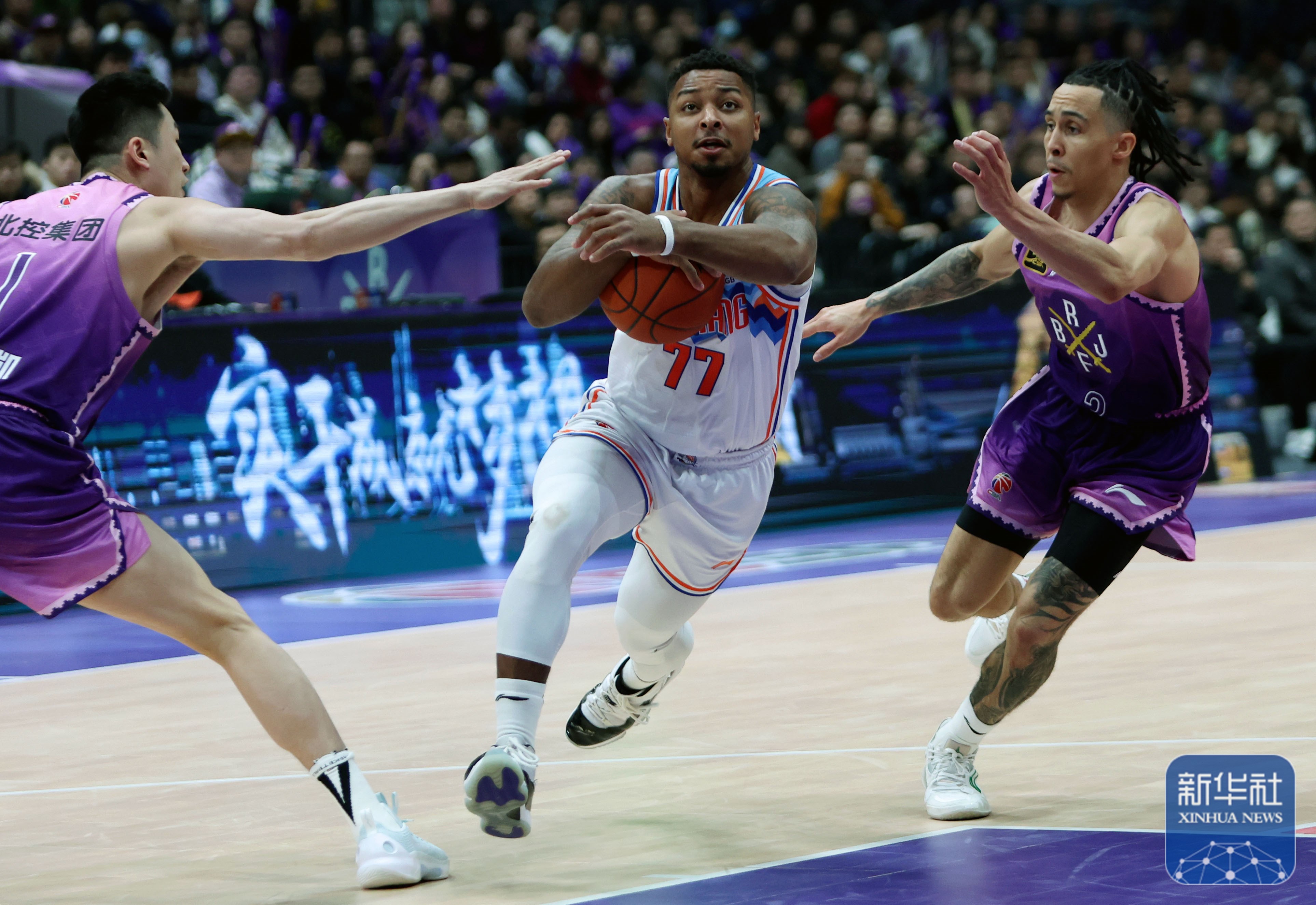 开元平台 -拉齐奥发布备战花絮；今晨再遭质疑；NBA常规赛任务艰巨；阵容厚度经受考验的简单介绍