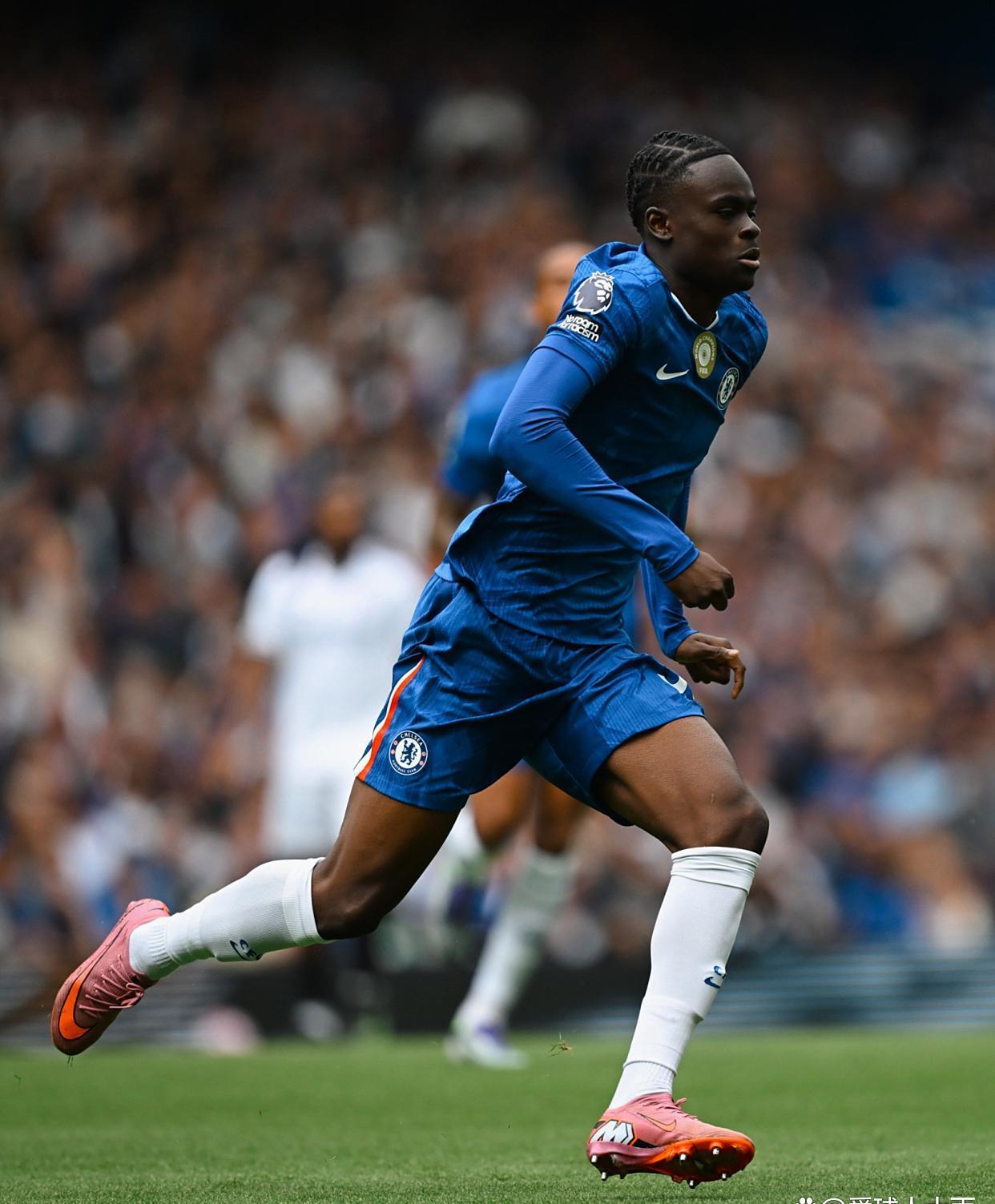 关于切尔西发布备战花絮，转会期防线松动，欧超杯任务艰巨，控场能力受关注的信息-开元平台